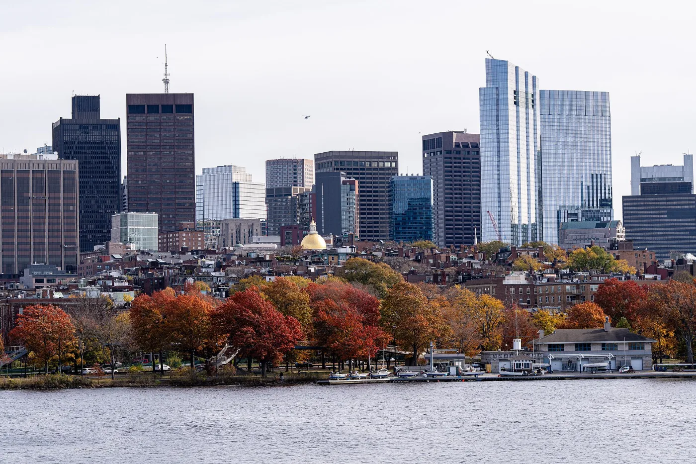 Calles de Boston y Lawrence, Massachusetts, donde tramitamos placas temporales en 20-30 minutos por WhatsApp