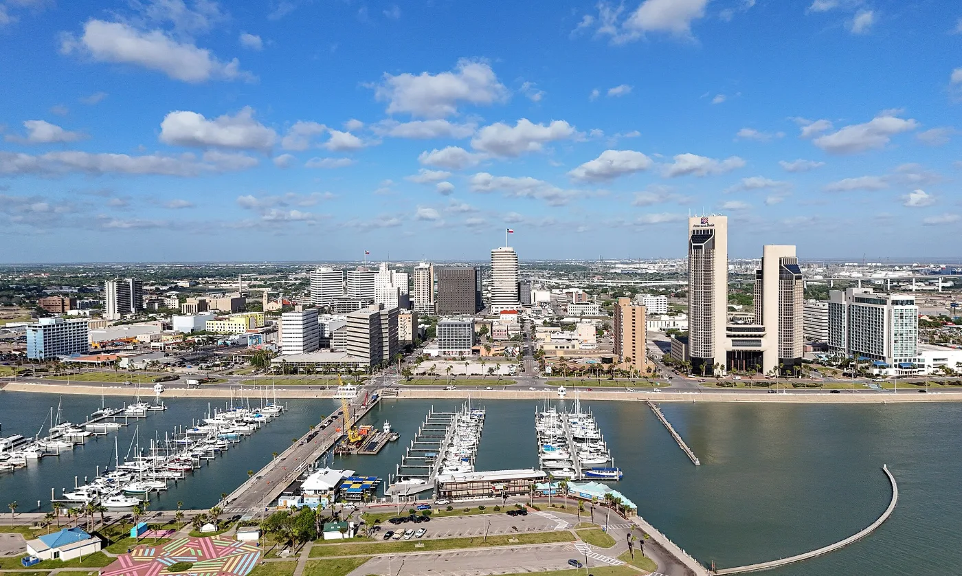 Calles de Corpus Christi, Texas, donde tramitamos placas temporales en 20-30 minutos por WhatsApp