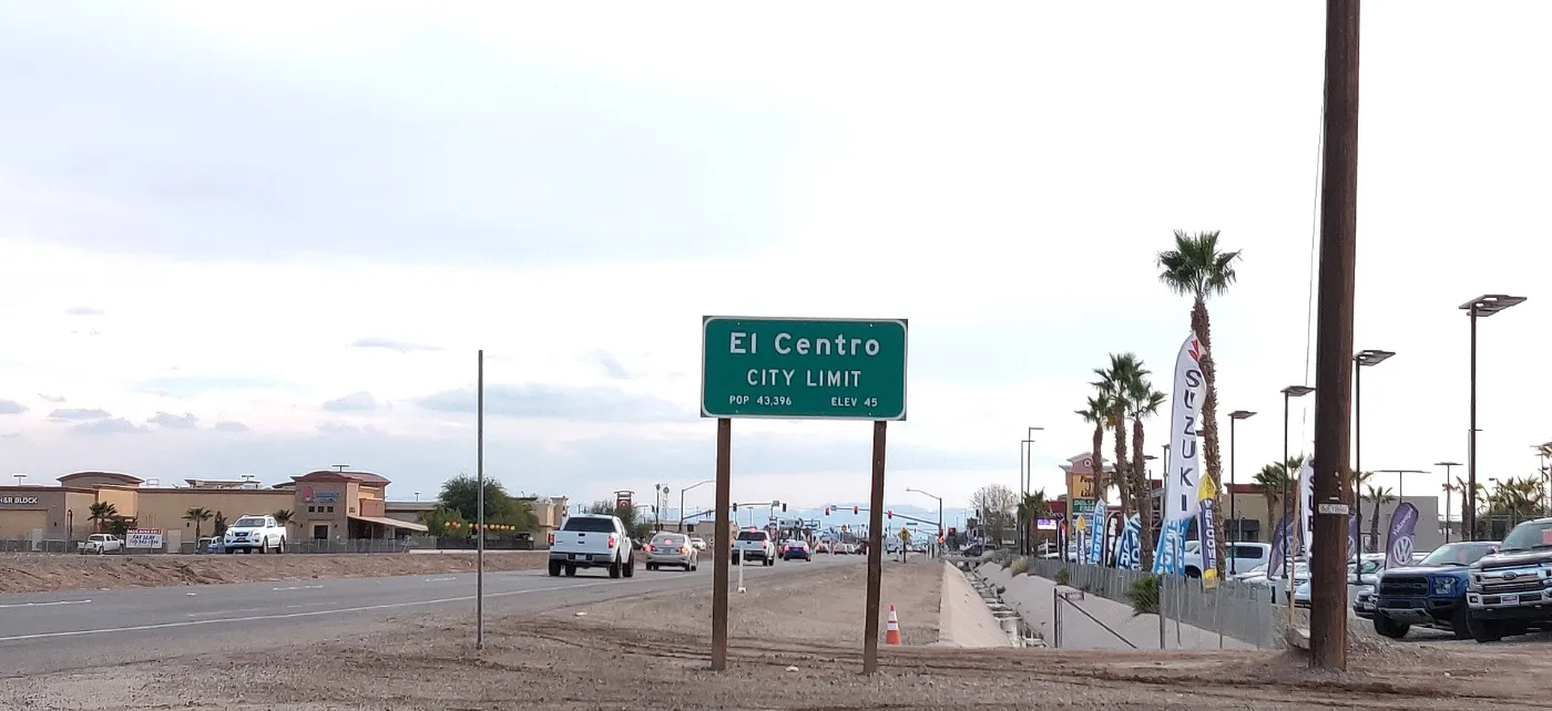 Zona de El Centro, California, donde tramitamos placas temporales de 30, 60 o 90 días
