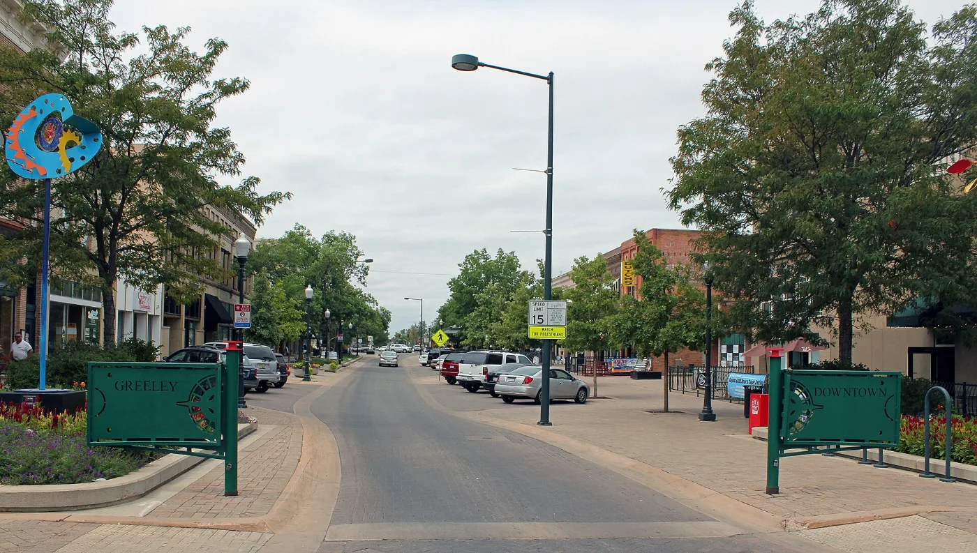Zona de Greeley, Colorado, donde tramitamos placas temporales de 30, 60 o 90 días