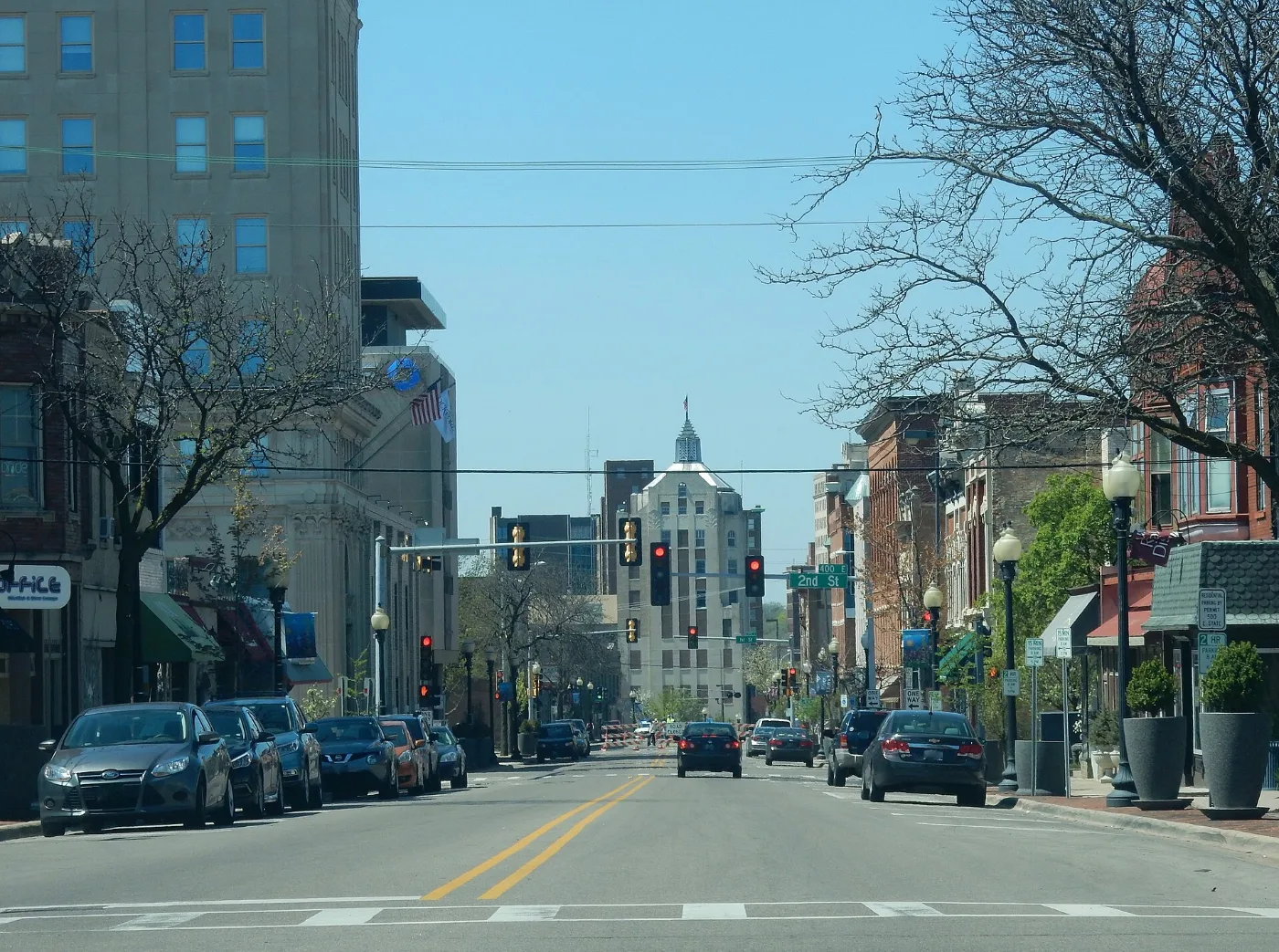 Calles de Rockford, Illinois, donde tramitamos placas temporales en 20-30 minutos por WhatsApp
