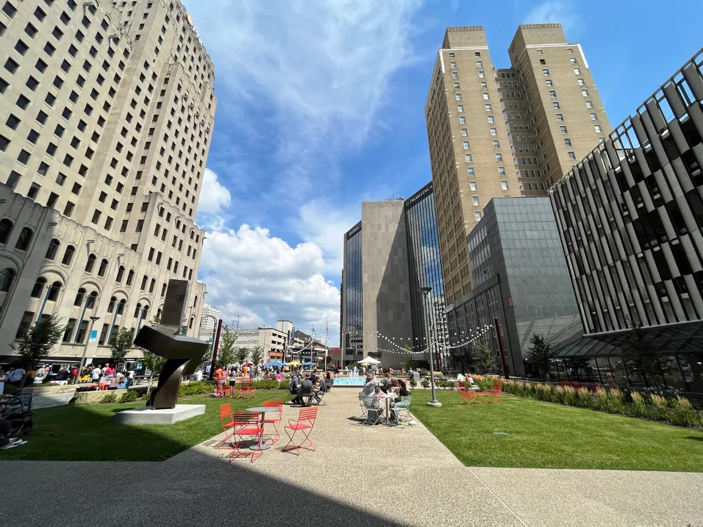 Calles de Toledo, Ohio, donde tramitamos placas temporales en 20-30 minutos por WhatsApp