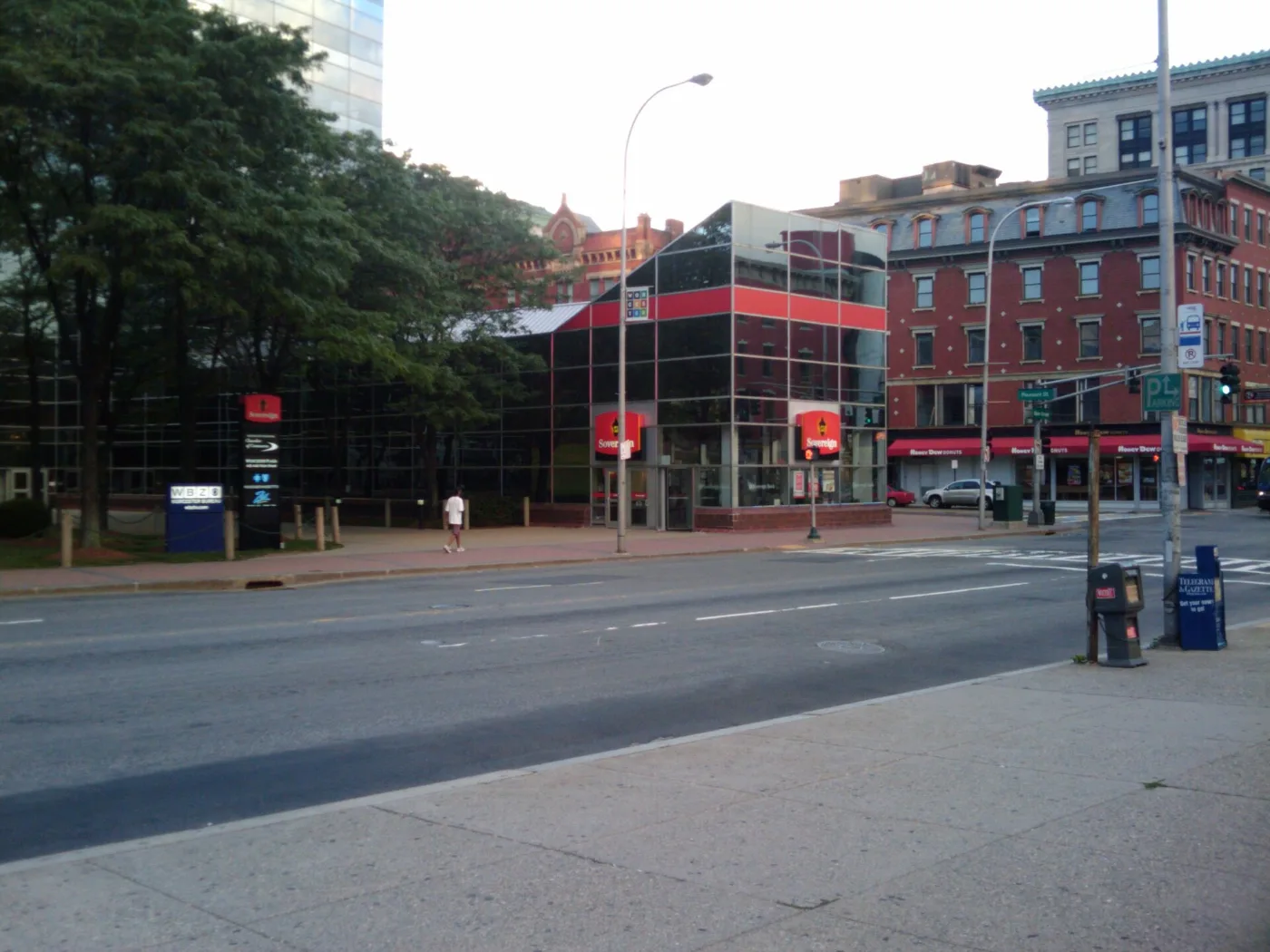 Calles de Worcester, Massachusetts, donde tramitamos placas temporales en 20-30 minutos por WhatsApp